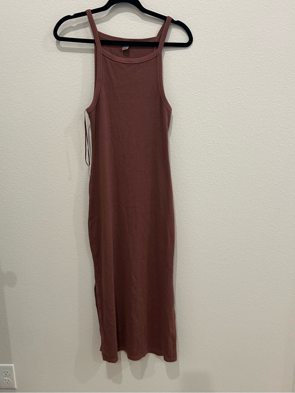 Old Navy Rust Brown Ribbed Maxi Dress size medium